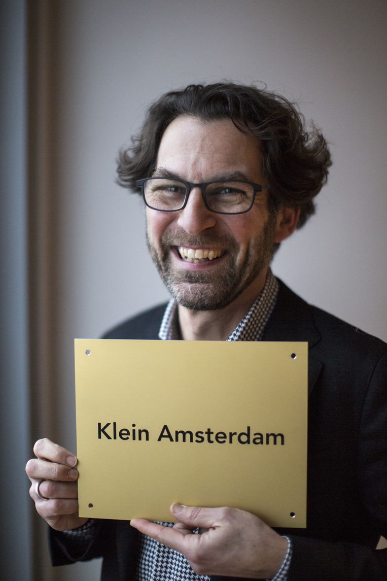 Rick Amado: 'De inhoud van het onderwijs veel meer samen met ouders en mensen uit de stad' Beeld Julius Schrank