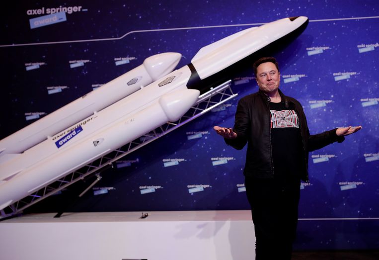 Elon Musk, eigenaar van SpaceX, kan altijd wel een nieuw lanceerplatform gebruiken.  Beeld EPA