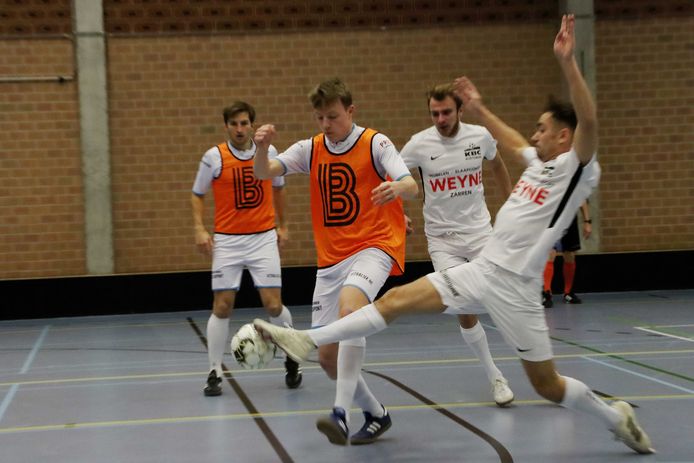 Daisel Roeselare deed door de winst tegen KBC Kortemark een schitterende zaak in de strijd om het behoud.