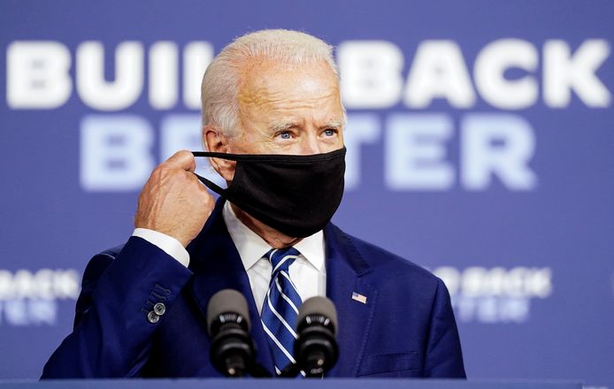 Presidentskandidaat Joe Biden met mondmasker.