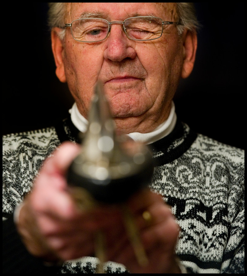 Elfstedentochtwinnaar Jan van der Hoorn overleden Foto AD.nl