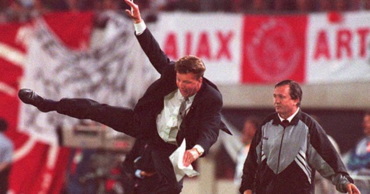 Karatetrap Gouden Wissel En Legendarische Terugkeer Naar Amsterdam De Krachttoer Van Louis Van Gaal In Cl Finale Van 1995 Champions League Hln Be