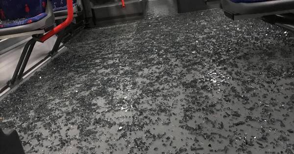 Poging tot doodslag ten laste leggen. En die straffen voor minderjarigen fors omhoog!