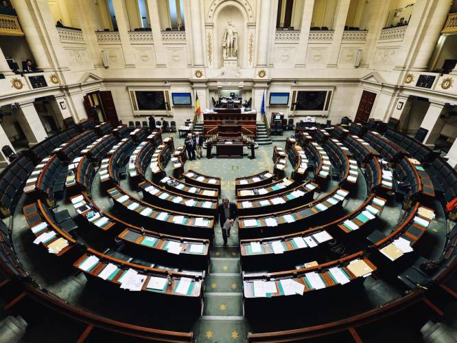 40.000 euro per jaar voor wat extra vergaderingen: één op de vijf Kamerleden klust bij in het parlement