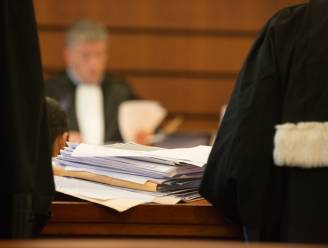 Vrouw kampt met blijvend oogletsel nadat ze tussenkomt in ruzie tussen broers: “Ik hoop dat ik mijn zicht niet helemaal zal verliezen”