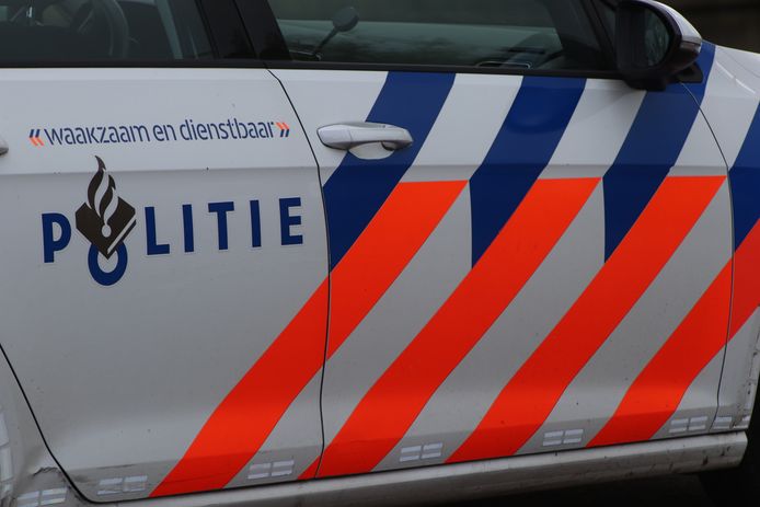 Bij een explosie in een schuur in het Friese Haule is een persoon gewond geraakt.