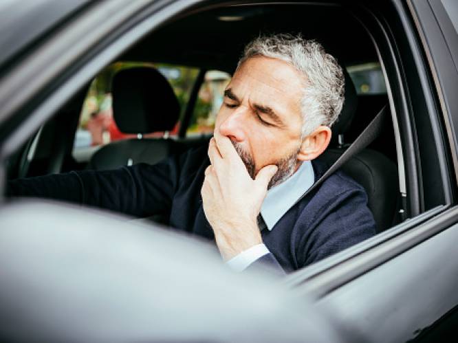 1 op de 20 Belgen zit slaperig achter het stuur: vermoeidheid belangrijke oorzaak van ernstige ongevallen