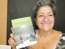 Marom Ayoubi presenteert samen met haar zoon Andrew boek El Camino