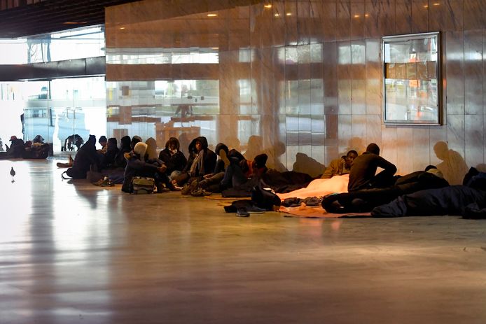 Des migrants à la gare du Nord de Bruxelles (archives).