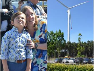 Storm (7) opent Gents windmolenpark dat zijn naam draagt: “We passeren er elke dag op weg naar school”