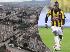 Voormalig Vitesse-speler Christian Atsu levend onder het puin vandaan gehaald na aardbeving in Turkije