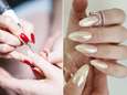 “Blijft veel langer dan klassieke manicure.” Sociale media zijn in de ban van nieuwe maar controversiële nageltrend