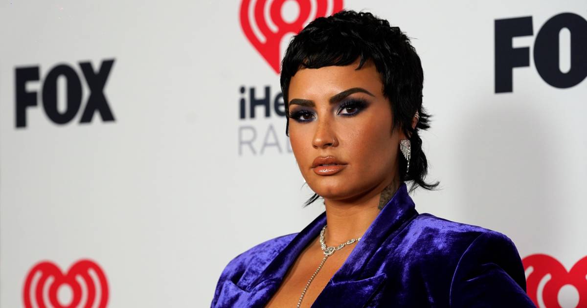 Demi Lovato non vuole più usare la parola ‘alieni’: ‘È offensivo’ |  Famoso