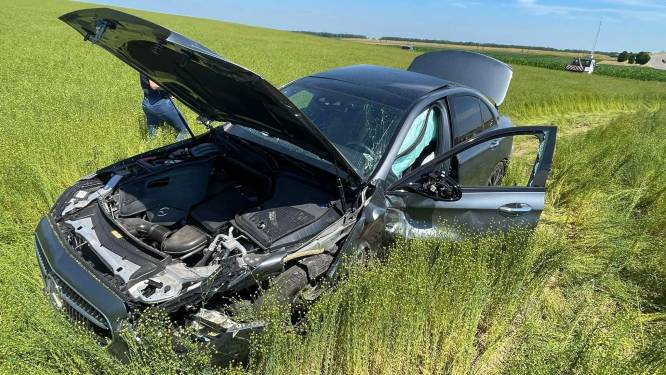 Trois blessés dans un accident de la route à Fexhe-le-Haut-Clocher