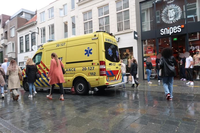 Vrouw ernstig gewond na val in Breda.