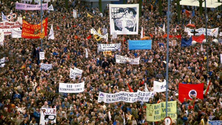 Amsterdam 1981: ruim 400.000 betogers tegen kernwapens. Beeld ANP