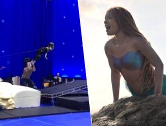 KIJK. Vliegende acteurs én een blauwe studio: cast ‘The Little Mermaid’ geeft blik achter de schermen