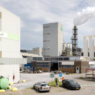 Nieuwe vergunning kunstmestfabriek ICL moet al in de zomer zorgen voor minder stank