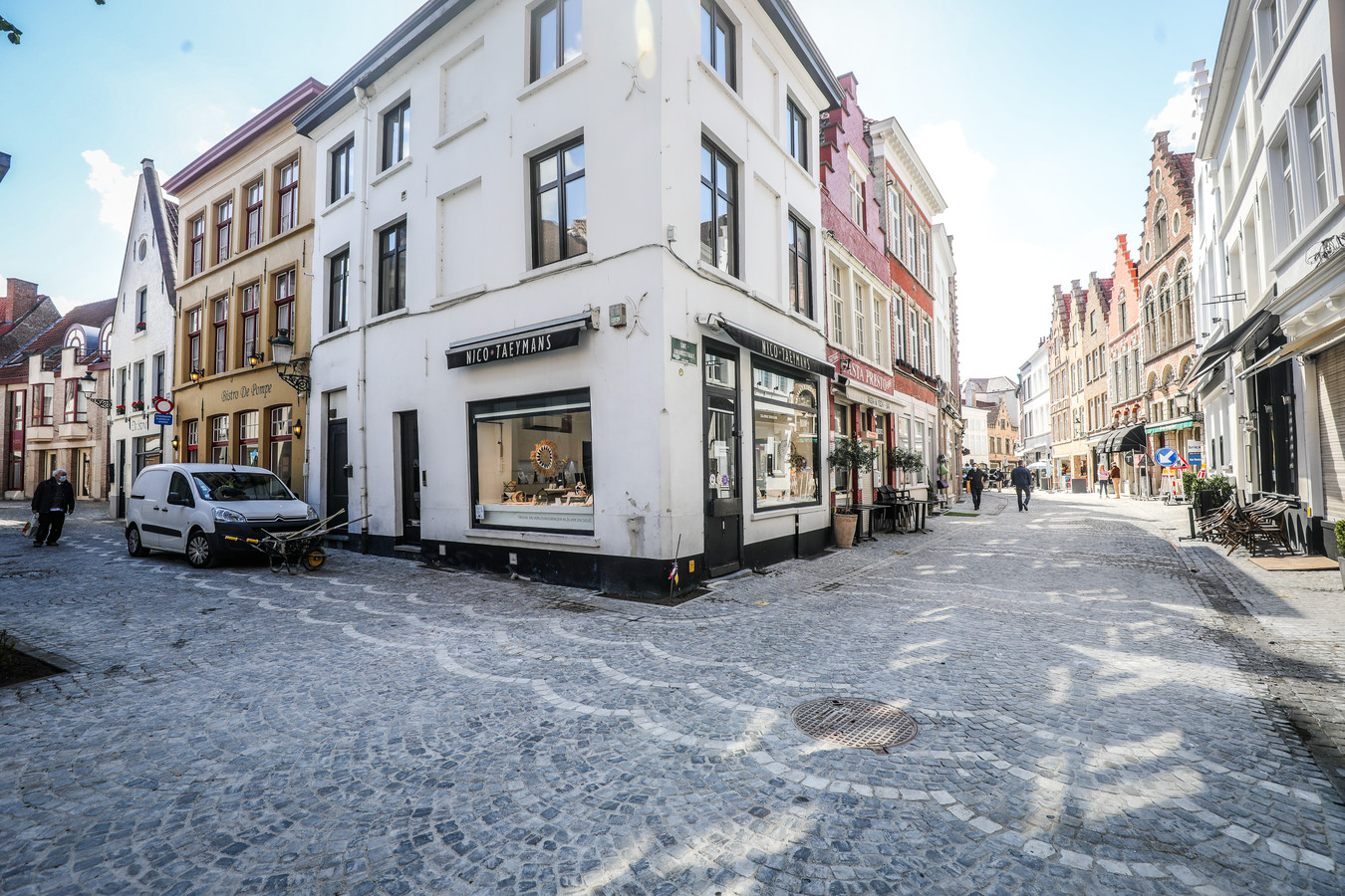 Nét op tijd populair steegje SintAmandsstraat is afgewerkt en