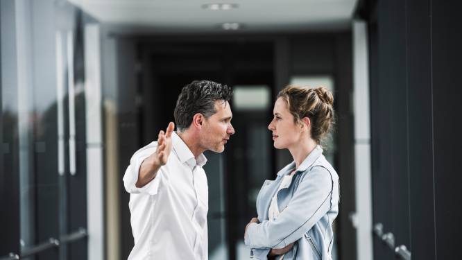 Leidinggevende die pest of intimideert: Deze stappen moet je nemen