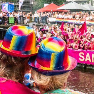 Stem op 29 oktober vóór de regenbooggemeenschap