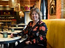 Hopelijk staan we in 2022 weer tot diep in de nacht in een zweterig café, bij Sint-intocht of examengala