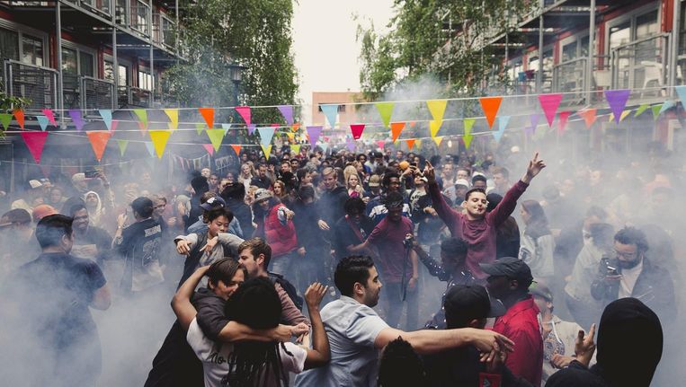 Ontmoet je buren, flirt met vreemden, dans op muziek van Syrische vluchtelingen: het kan tijdens Hoodstock. Beeld Ilyas Gün, Hoodstock