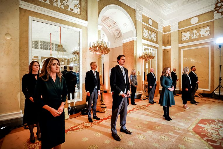 Kabinet Rutte IV beëdigd: dit is het verschil tussen de eed en de belofte