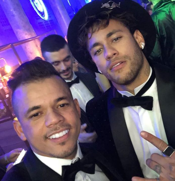 Neymar met Jota Amancio.