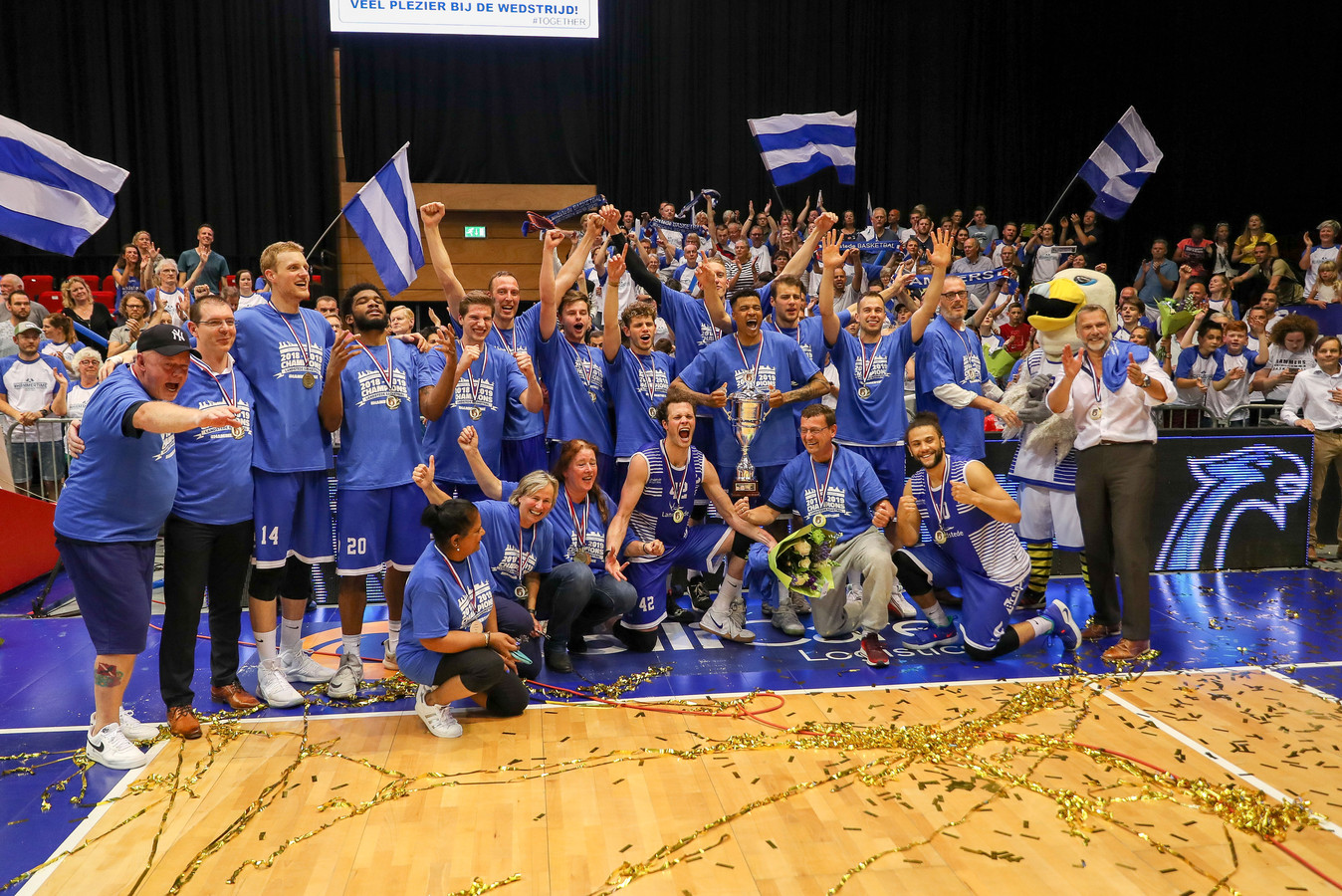 Landstede Basketbal uit Zwolle schrijft sportgeschiedenis met eerste