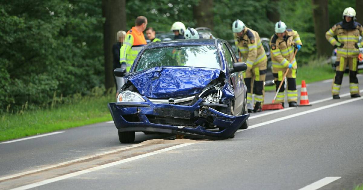 N35 weer open na ongeluk bij Raalte.
