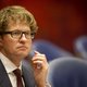 'Staatssecretaris zet TROS mes op de keel'