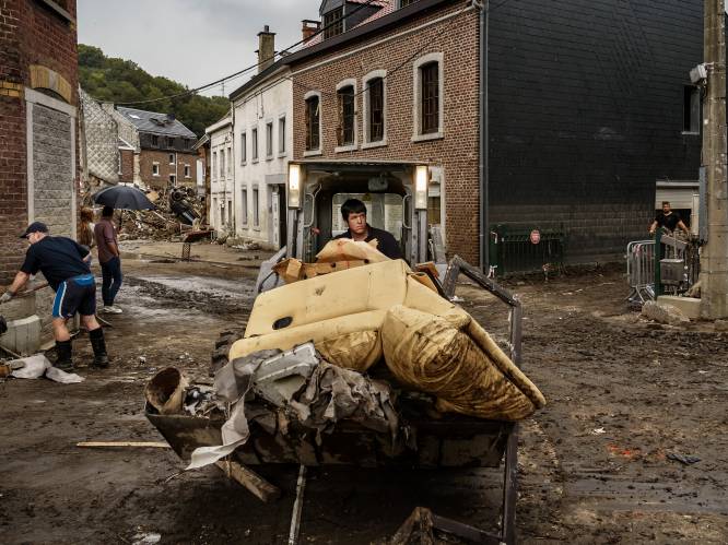 Drie weken na overstromingen komt er nieuwe ondersteuningscel: Verlinden wil doen wat Wallonië niet lukt