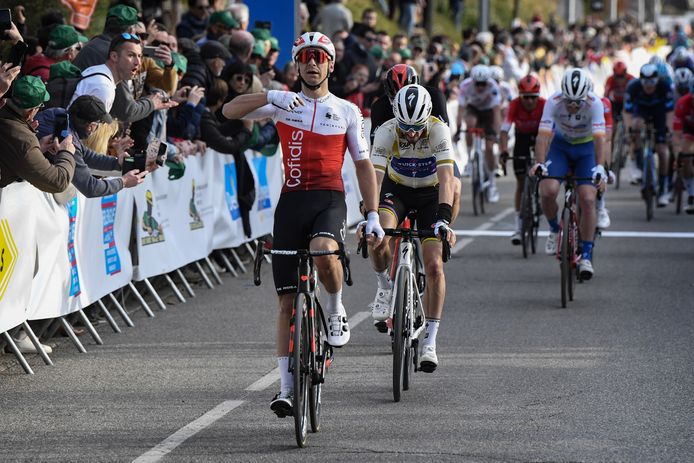 Bryan Coquard wint de tweede etappe in de Ronde van de Provence.