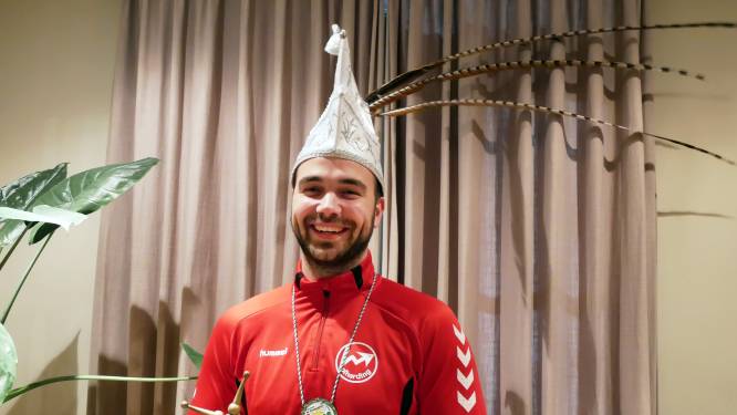 Prins Teun d’n Iërste heeft nu geen tijd voor voetballen bij Volharding: ‘Mijn conditie zal na carnaval moeten worden aangescherpt’