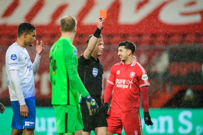 Danny Makkelie sends Jacob Rasmussen off the field.  during the match Twente - Vitesse