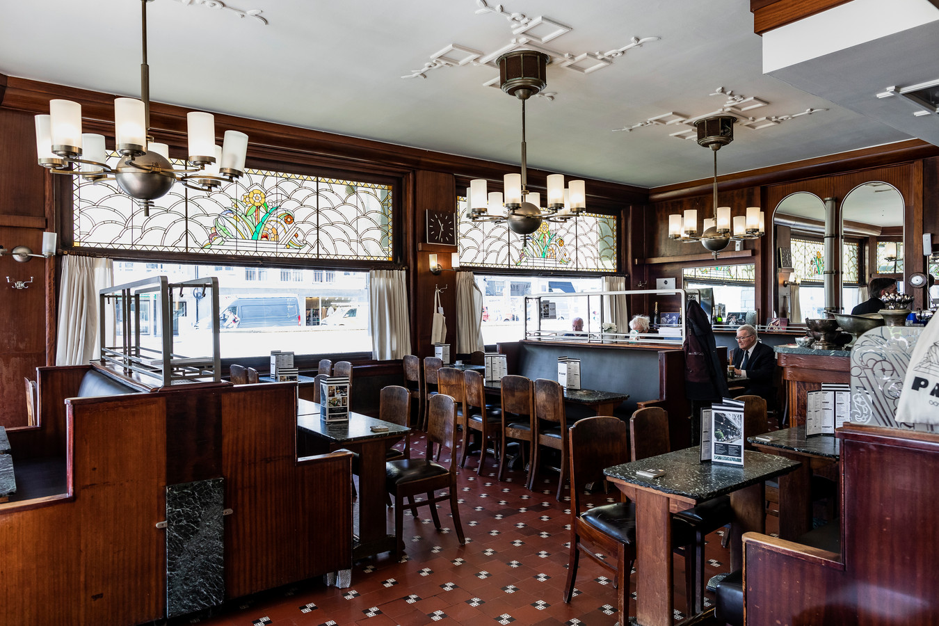 shannah-zeebroek-bekend-van-restaurant-willem-hiele-neemt-iconische
