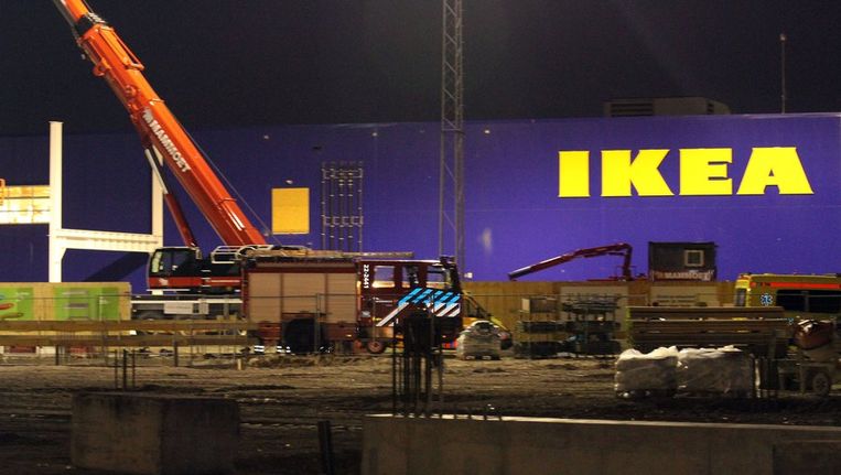 Banzai retort Premier IKEA gaat gewoon open; 'ontploffingen door wekkers' | Het Parool
