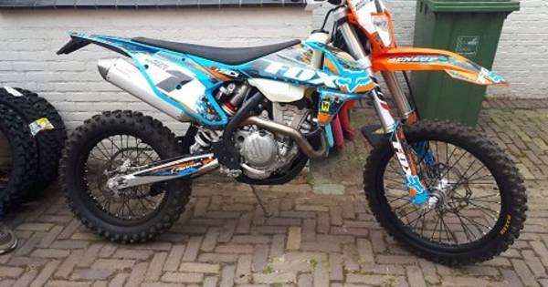 Witwasser uit Lage Mierde leeft veel te luxe: dure Chevrolet, jetski, twee motoren en contanten in b
