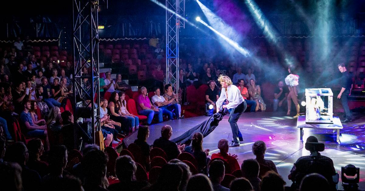 Magie van Hans Klok in het Udense Bevrijdingspark | Uden ...