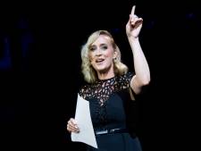 Eva Jinek verklapt aan Miljuschka wat zij het liefst eet: ‘Na de uitzending wil ik een halve kilo kaas’