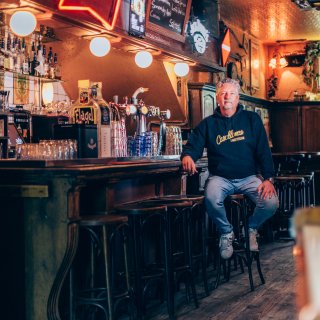 Marco Oskam (59) started as a glass collector, now owner of the Casablanca for 25 years