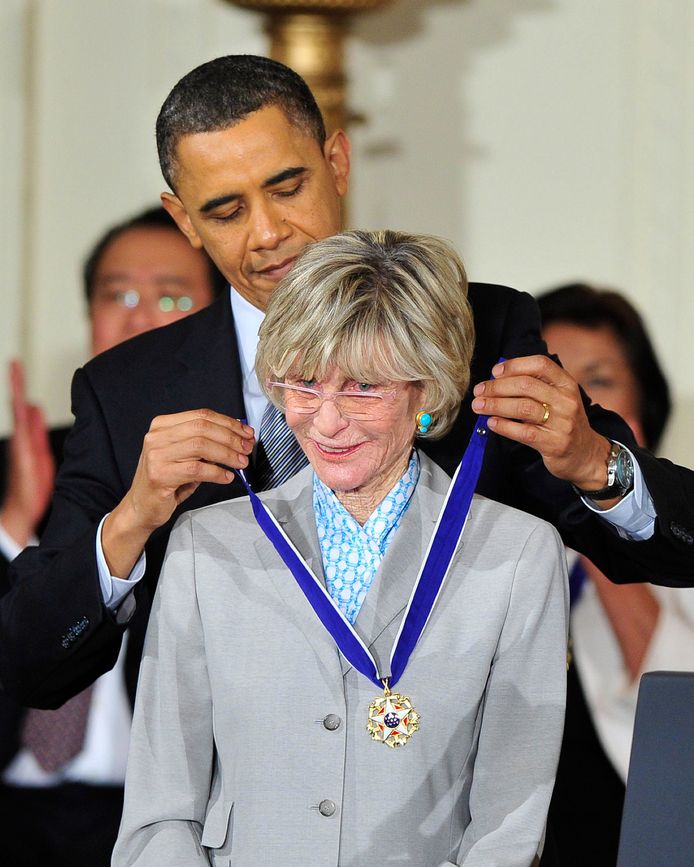 Jean krijgt de Presidential Medal of Freedom  van president Obama.