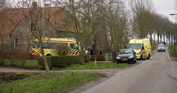 Man gewond na val van ladder in Stavenisse