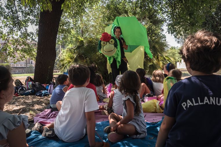 Il campo estivo in Italia aiuta principalmente i genitori a superare i tre mesi delle vacanze scolastiche