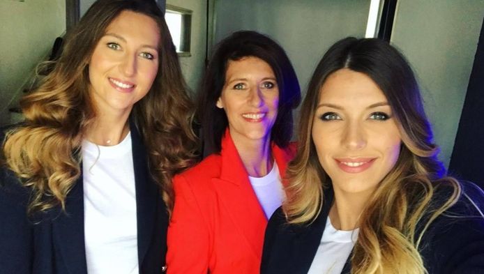 Aucune Rivalite Entre Camille Cerf Et Sa Soeur Jumelle Show 7sur7 Be