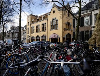 Tandarts bekend met Utrechts studentencorps pleit voor heroverweging ontgroeningsrituelen