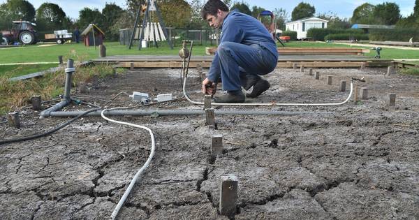 Ruzie in Veere: minicampinghouder in de clinch over vlonders en paaltjes - PZC