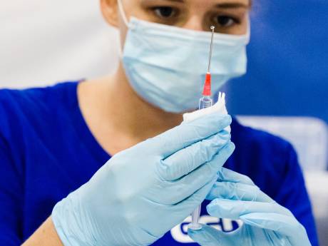 Ook gezonde jonge kinderen kunnen coronaprik krijgen, kabinet volgt advies Gezondheidsraad