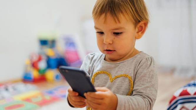 Het opvoeden van je kind en sociale media: tips tijdens Media Ukkie Dagen met Mama Lokaal Maarssenbroek